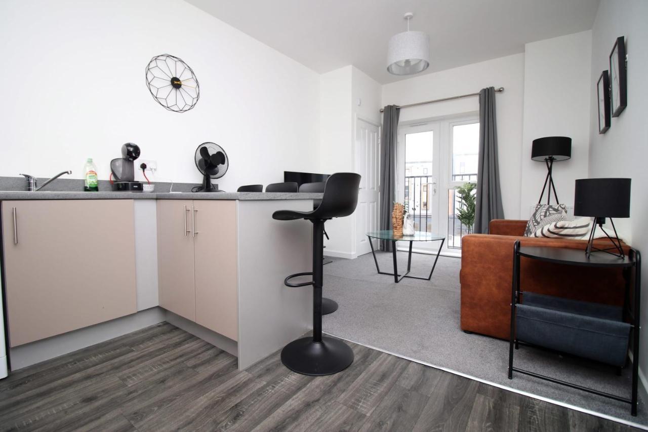 Beachview By Mia Living Close To Beach, Free Parking, Modern 2 Bedroom Apartment บาร์รี ภายนอก รูปภาพ